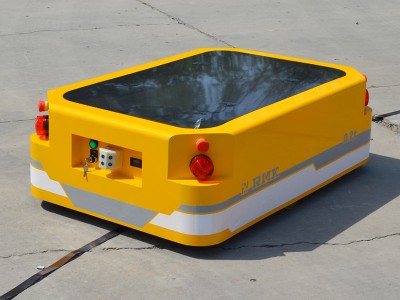 Robot de manipulació automatitzada de carros de transferència AGV